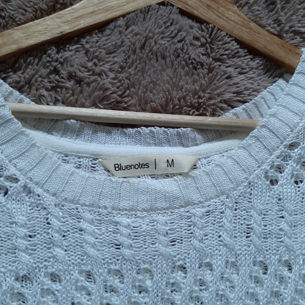 3/$30-Bluenotes crochet sweater - Picture 3 of 4